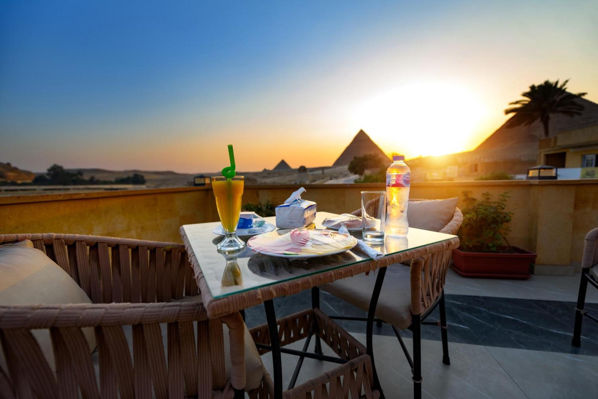 The Gate Hotel Front Pyramids & Sphinx View Kafret el-Gabal 外观 照片